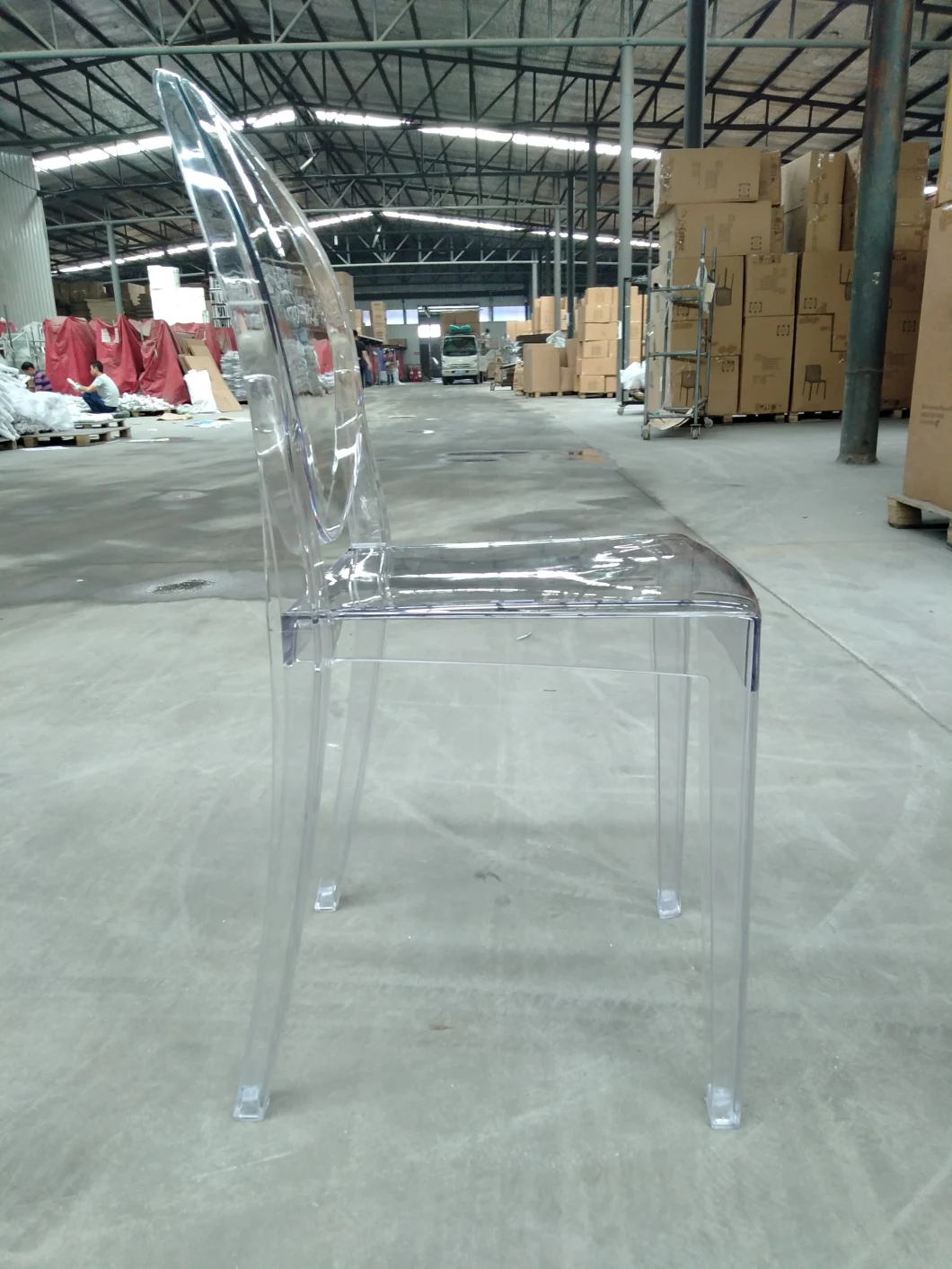 Hot Sale Cheap Ghost Chairs Clear Plastic Chairs for Outdoor Banquet Chair