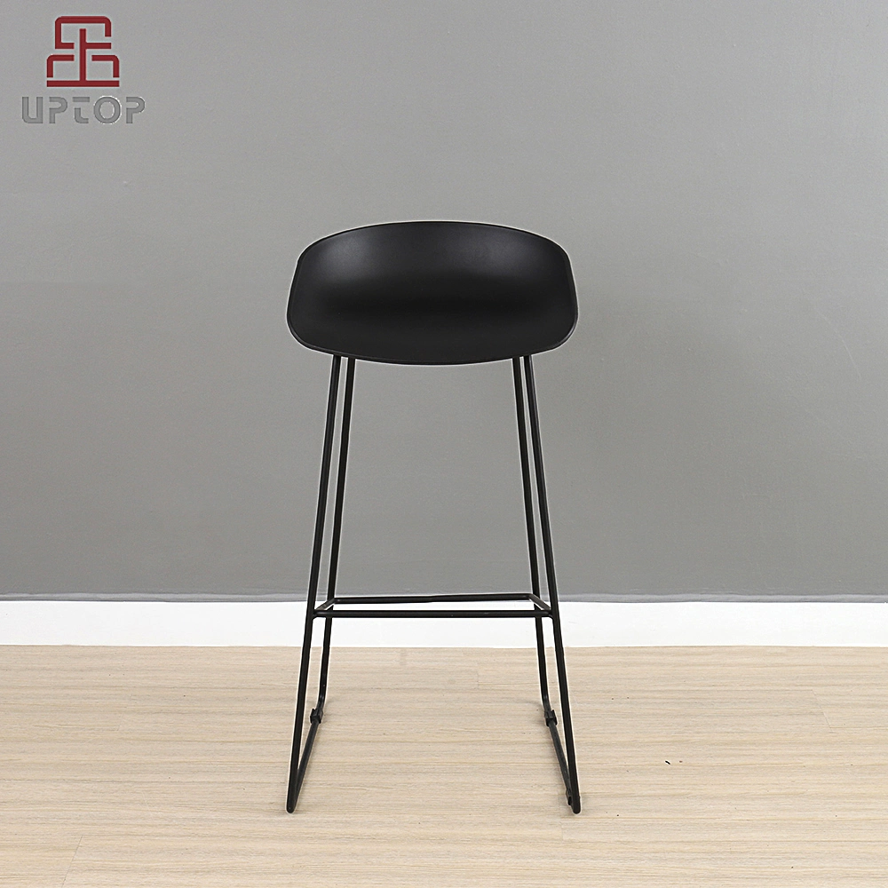 (SP-BS319) Customize Modern Design high End Bar Chair Solid Wood Frame PP Plastic Bar Stool